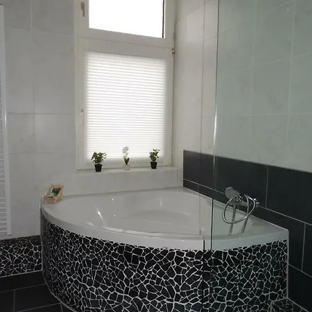 Zentrales Apartment In Gelsenkirchen Zewnętrze zdjęcie