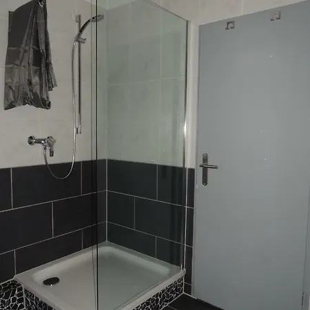 Zentrales Apartment In Gelsenkirchen Zewnętrze zdjęcie